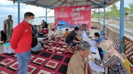 Kabinda Sulbar Tinjau Vaksinasi Bagi Masyarakat Pesisir di Polewali Mandar 