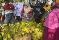 Pasar Murah Yang Digelar Dinas Perdagangan Kabupaten Mamuju
