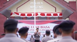 Kapolda Sulbar Irjen Pol Verdianto Iskandar Biticaca Saat memberikan Sambutannya Di Hadapan Personil Polres Mamuju Tengah.(Foto:Ist)