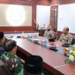 Kapolda Sulbar Irjen Pol Verdianto Iskandar Biticaca Saat Berdialog Bersama Jajaran Pemkab Mamuju Tengah.(Foto:Ist)