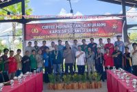 Foto Bersama Kapolda Sulbar Irjen Pol Verdianto I. Bitticaca, Bersama OKP dan Organda di Mamuju