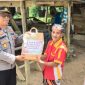 Polsek Tutar Polres Polman Bagikan Paket Sembako Gratis Untuk Warga