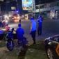 Cegah Gangguan Kamtibmas, Personil Polsek Tinambung Gelar Patroli Blue Light