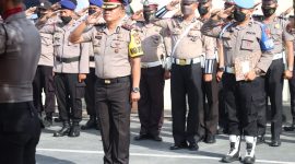 Wakapolresta Mamuju AKBP Arianto Memimpin Langsung Ucapara Hari Kesadaran Nasional di Halaman Mapolresta Mamuju.
