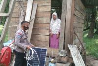 Bripka Hasan Harum Bhabinkamtibmas Polres Mamuju Tengah.(Istimewa)
