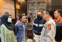 Kapolda Gorontalo Irjen Pol Helmy Santika  Menemui Yusuf Pasau, Sesaat Setelah Dilakukan Pemeriksaan (Istimewa)