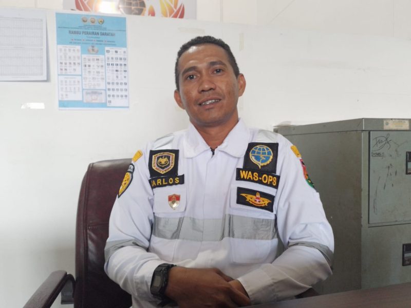 Koordinator Satuan Pelayanan (Korsatpel) sekaligus Syahbandar Pembantu, Carlos Maki.