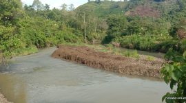 Proyek Normalisasi Hulu Sungai Karema Yang Berada di Desa Pati’di kecamatan Simbor, Kabupaten Mamuju.

