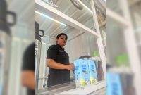 Foto: Hardiansyah Arip Pemilik Outlet Sisbro