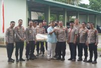 Komandan Korem 142/Tatag Brigjen TNI. Farouk Pakar, S.Pd, M.Han, dan Kepala Staf Korem 142/Tatag Kolonel INF. Hadi Purwo Subroto, S.A.B, M,M, Menyambut Kedatangan Pejabat Utama Polda Sulbar Dalam Rangka HUT TNI Ke 77 di Makorem 142 Tatag.(Istimewa)
