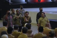 Presiden Jokowi didampingi sejumlah menteri tiba di lokasi acara Pembukaan Rakornas Kepala Daerah dan Forkopimda se-Indonesia 2023, di SICC, Sentul, Jawa Barat, Selasa (17/01/2023). (Foto: Humas Setkab/Oji)