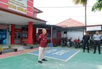 Kadiv. Pas memberikan amanat pada Apel Pagi di Rutan Mamuju