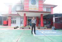 Karutan Kelas IIB Mamuju memimpin apel pagi pimpinan & staf