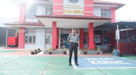 Karutan Kelas IIB Mamuju memimpin apel pagi pimpinan & staf