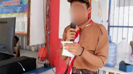 Warga Binaan Pramuka sedang membantu pada kegiatan besukan