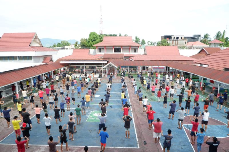 Warga Binaan mengikuti Senam Pagi
