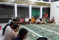 Warga Binaan mengikuti Yasinan rutin