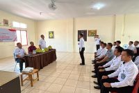 Penguatan Tugas dan Fungsi, Kepala Divisi PAS dan Kepala Divisi Yankum Berikan Arahan Kepada Petugas Rutan Pasangkayu. Foto: Rutan Pasangkayu/dok (16/11)