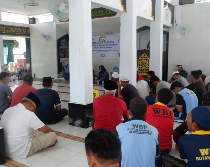 Pelaksanaan tausiah Warga Binaan oleh Penyuluh Kemenag Mamuju
