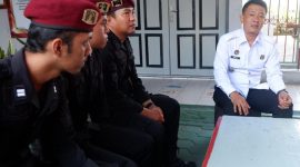 Kepala Kesatuan Pengamanan Rutan memimpin belriefing Jajaran Regu Pengamanan