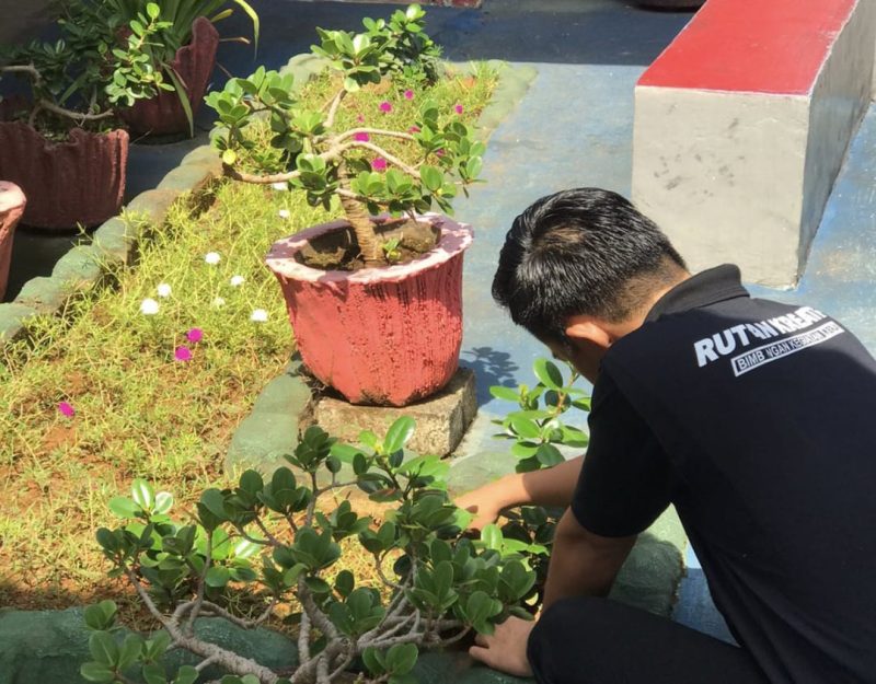 Kegiatan Jumat Bersih warga Binaan