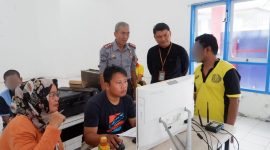 Layanan Kependudukan Warga Binaan Rutan Mamuju oleh Disdukcapil Kab. Mamuju