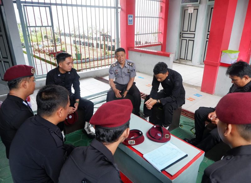 Briefing Regu Pengamanan Rutan Kelas IIB Mamuju
