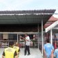 Karutan memberikan arahan sebelum pelaksanaan senam pagi