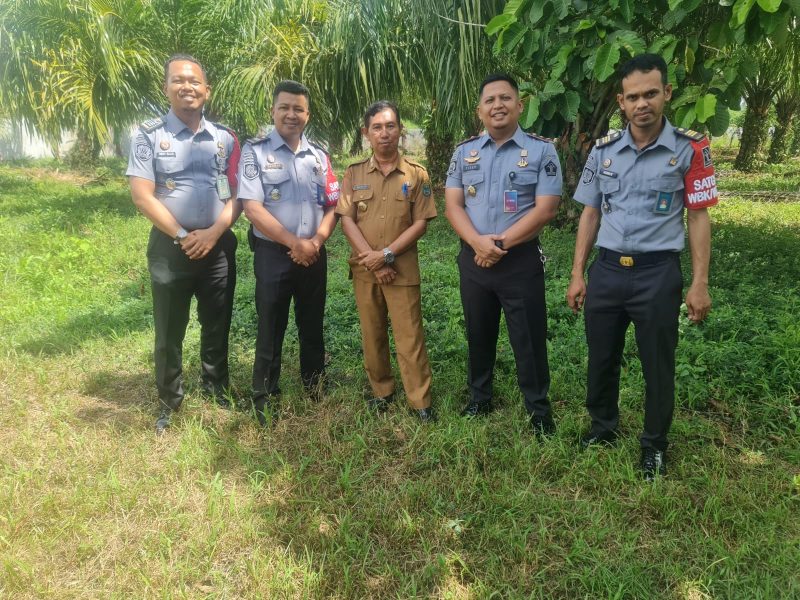 Survey Lokasi, Rutan Pasangkayu Lakukan Koordinasi Dengan Dinas Pertanian Kabupaten Pasangkayu. Foto: Rutan Pasangkayu/dok (31/01)