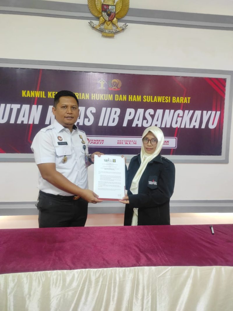 Komitmen Tingkatkan Pembinaan Keagamaan Warga Binaan, Rutan Pasangkayu Lakukan Perjanjian Kerja Sama Dengan IPARI. Foto: Rutan Pasangkayu/dok (13/01)