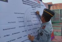 Apel Deklarasi Janji Kinerja, Rutan Pasangkayu Gelar Penandatanganan Komitmen Bersama dalam Pembangunan ZI Menuju WBK/WBBM. Foto: Rutan Pasangkayu/dok (25/01)