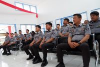 Jajaran Rutan Kelas IIB Mamuju mengikuti penguatan oleh Kadiv. Pas