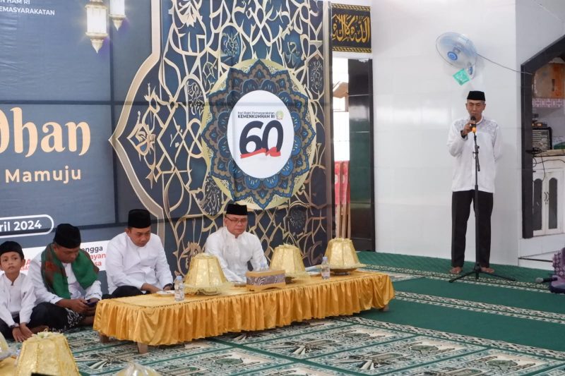 Karutan Mamuju memberikan sambutan pada Safari Ramadhan Lingkup Kemenkumham Sulbar