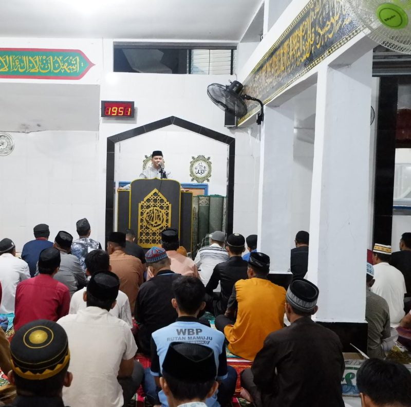 Pelaksanaan Ceramah Islamiah Ramadhan malam ke-28 di Masjid At-Taubah Rutan Mamuju