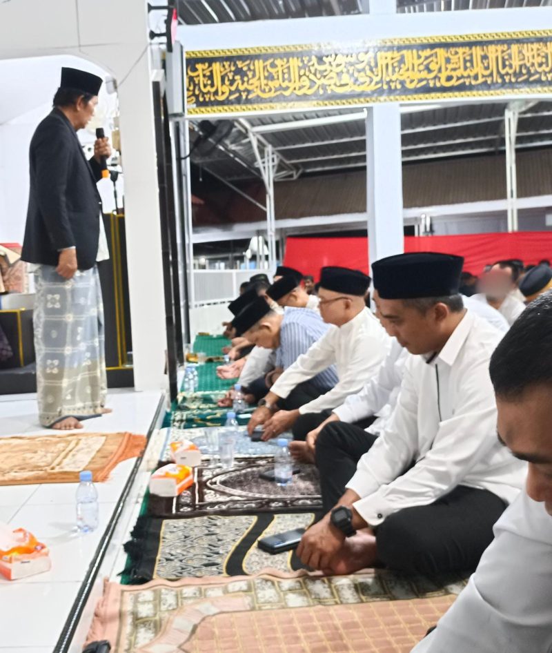 Pelaksanaan Ibadah Shalat Tarawih dan Tausiah Ramadhan malam ke-23 di Masjid At-Taubah Rutan Mamuju