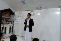 Penceramah memberikan Ceramah Islamiah Ramadhan di Masjid At-Taubah Rutan Kelas IIB Mamuju