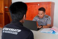 Warga Binaan mengikuti Program Litmas sebagai syarat untuk pemenuhan Hak Warga Binaan
