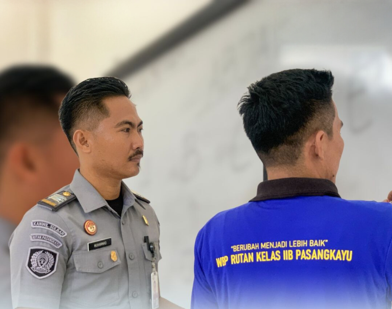 Berantas Buta Aksara, Rutan Pasnagkayu Rutin Laksanakan Program Kelas Baca Tulis Bagi Warga Binaan. Foto: Rutan Pasangkayu/dok (29/05)
