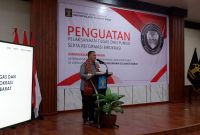 Staf Ahli Menkumham RI semangati jajaran Kemenkumham Sulawesi Barat untuk berjuang meraih predikat WBK dan WBBM