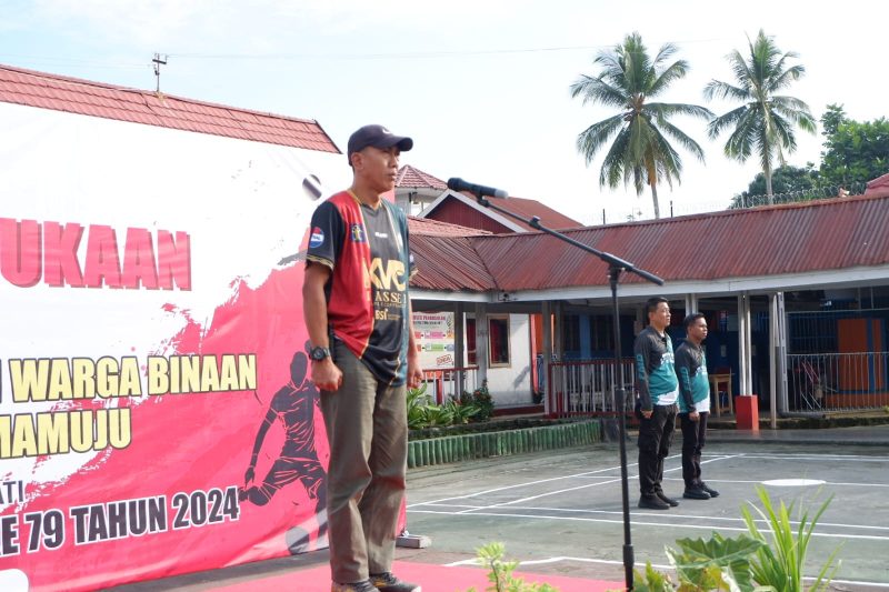 Karutan Mamuju mengimbau keada Warga Binaan & Petugas untuk berpartisipasi aktif pada kegiatan Pekan Olahraga
