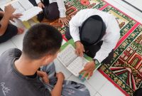 Warga Binaan mengikuti bimbingan Bacaan Al-Qur'an oleh Kemenag