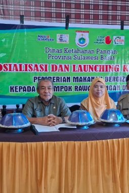 Lawan Kurang Gizi, Pemprov Sulbar Awali Program Berikan Makanan Bergizi di Campalagian