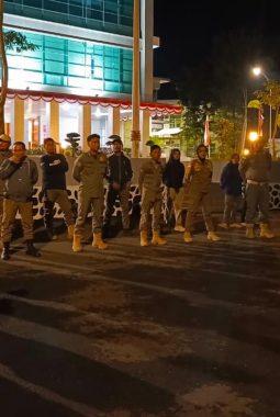 Satpol PP dan Damkar Intensifkan Patroli dan Pengamanan di Kawasan Perkantoran Gubernur Sulbar