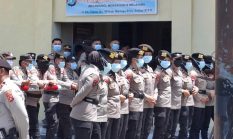 Polwan Polresta Mamuju di Garda Terdepan Amankan Aksi Massa