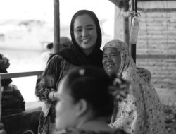 SY.Muhaimin bersama warga terdampak