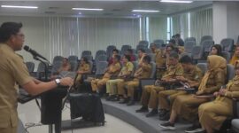  Badan Kesatuan Bangsa dan Politik (Kesbangpol) Provinsi Sulawesi Barat menggelar Rapat Forum Organisasi Perangkat Daerah (OPD) se-Sulbar, Senin (6/04/2026), di Aula Theater Lantai 2 Kantor Gubernur Sulawesi Barat