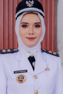 Lurah Binanga Salurkan Bantuan untuk 761 Warga