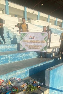 Peduli Kebersihan, Sambut Hari Bhayangkara ke-80, Polresta Mamuju Gelar Gerakan Indonesia Asri
