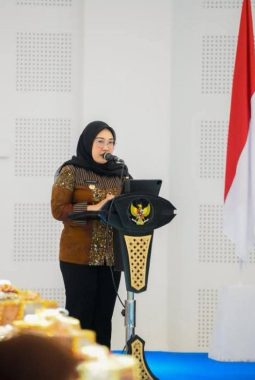 Sutinah Paparkan MBG 95 Persen dan Penurunan Kemiskinan di Mamuju