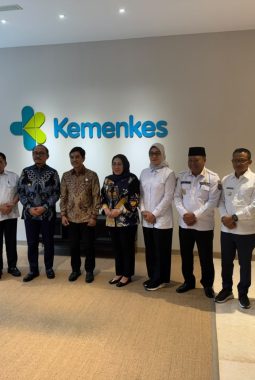 Dorong Pembangunan RS Rujukan KJSU-KIA, Gubernur Suhardi Duka dan Kepala Daerah Se-Sulbar Temui Kemenkes